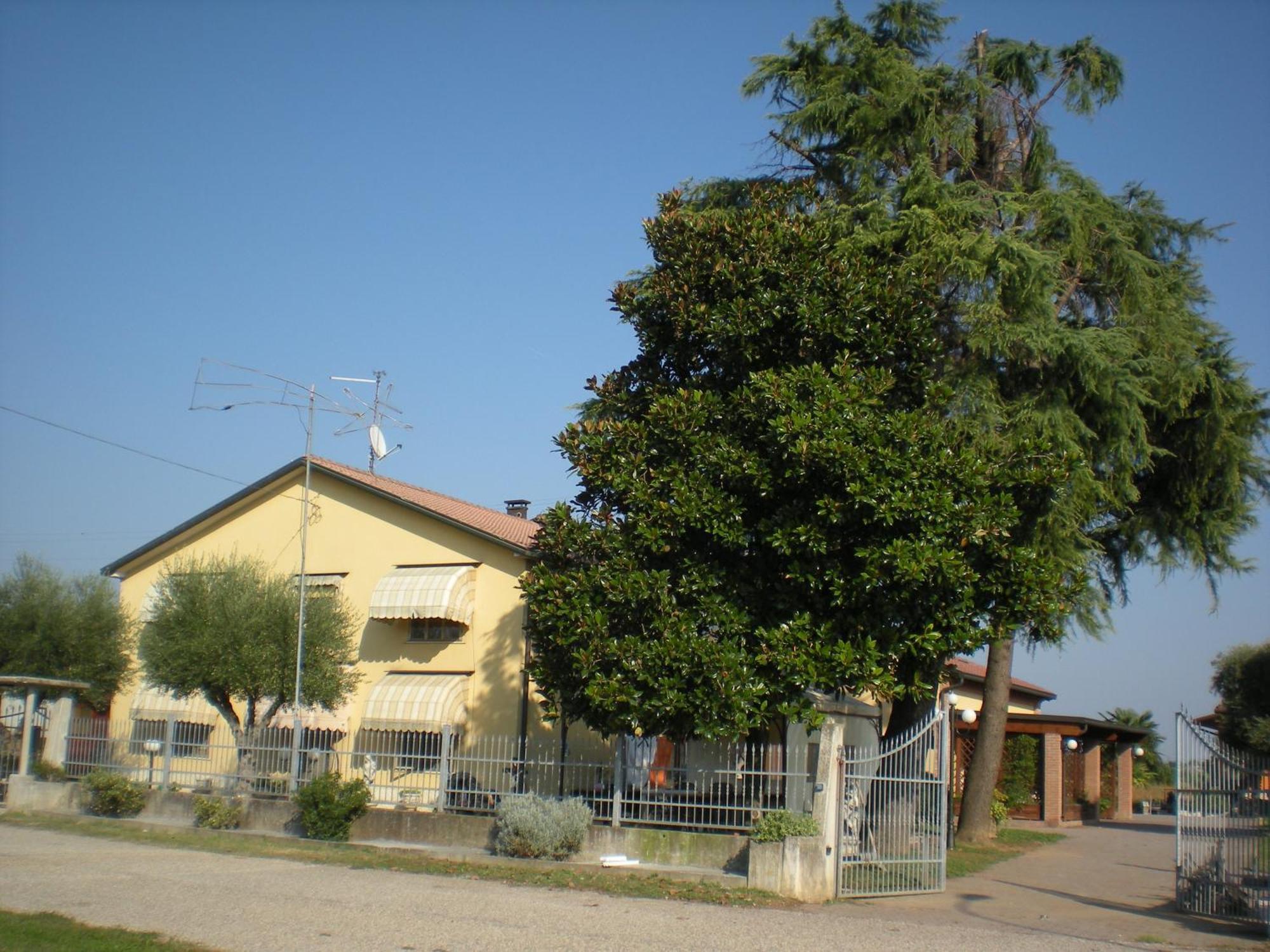 Veronella Camere Solidea מראה חיצוני תמונה
